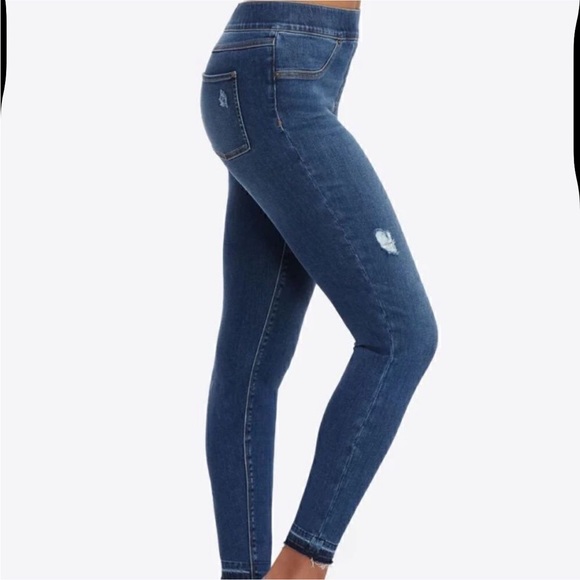 Spanx Distressed Skinny Jeans with Raw Hem Size Small Pull On - Picture 3 of 11